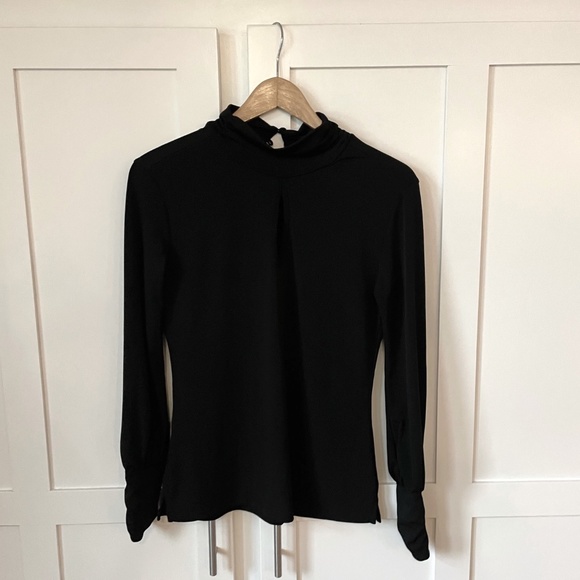 LUMA VILLE French Front Slit Longsleeve Turtleneck Small - Picture 2 of 6